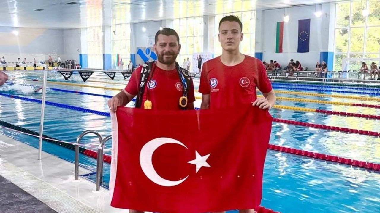 Denizli'nin iki yüzücüsü ulusal ve uluslararası alanda aynı anda zirvede