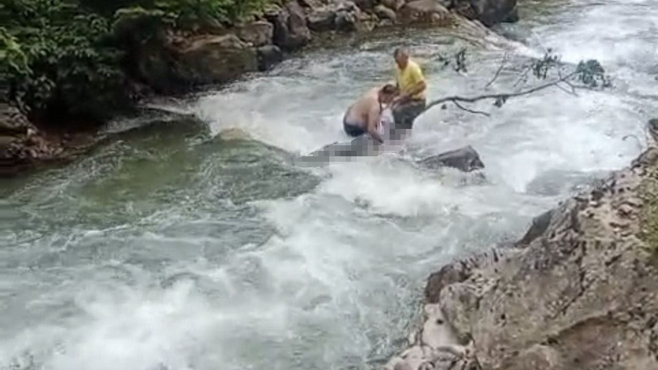 Dereye düşen Arap turistin cansız bedenine ulaşıldı, arkadaşı kurtarıldı