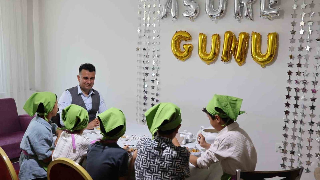 Devlet korumasındaki çocuklar muharrem ayında aşure hazırladı ve paylaştı