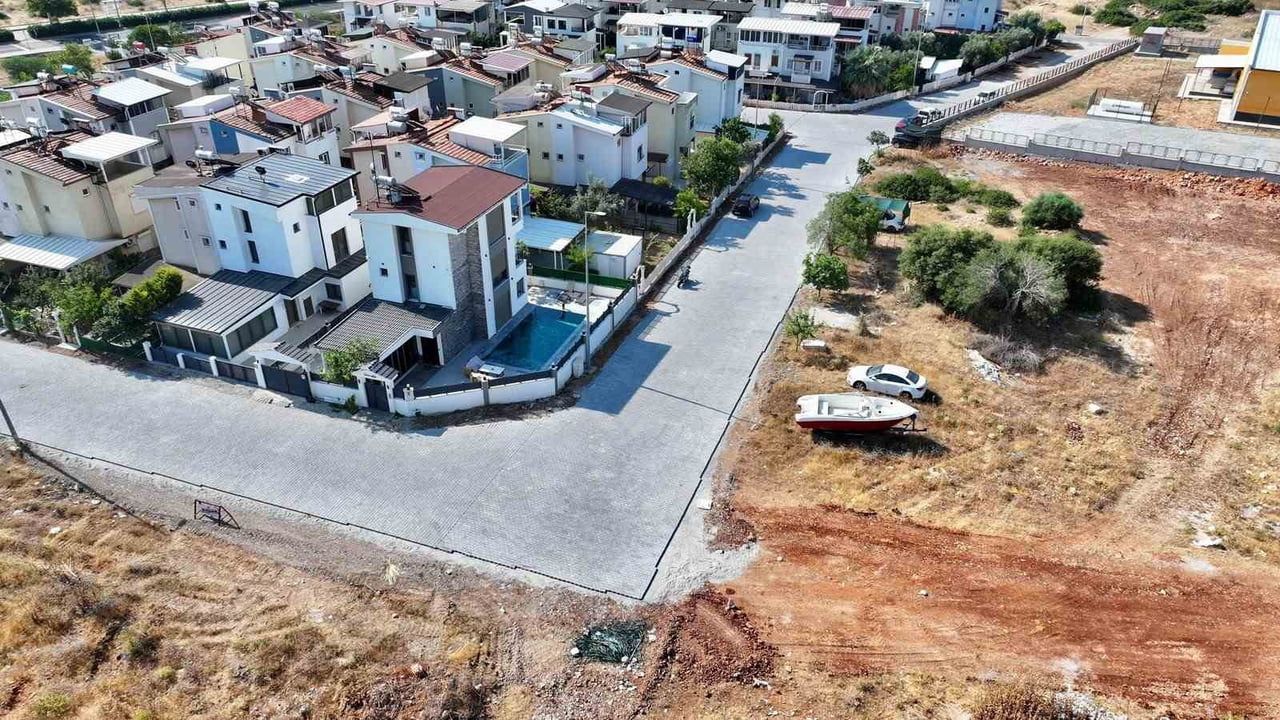 Didim Belediyesi Efeler Mahallesi'ni modern görünüme kavuşturuyor