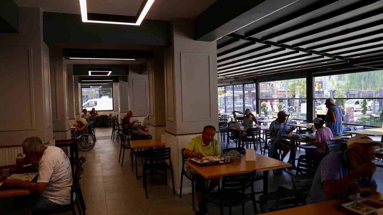Didim Belediyesi kent lokantalarında 193 bin öğün servis edildi