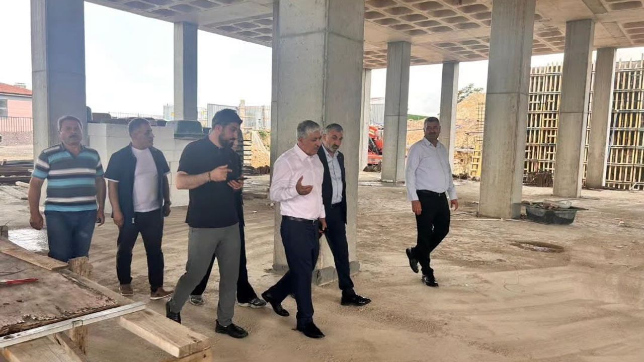 Dilovası'nın yeni belediye hizmet binası inşaatında son durum