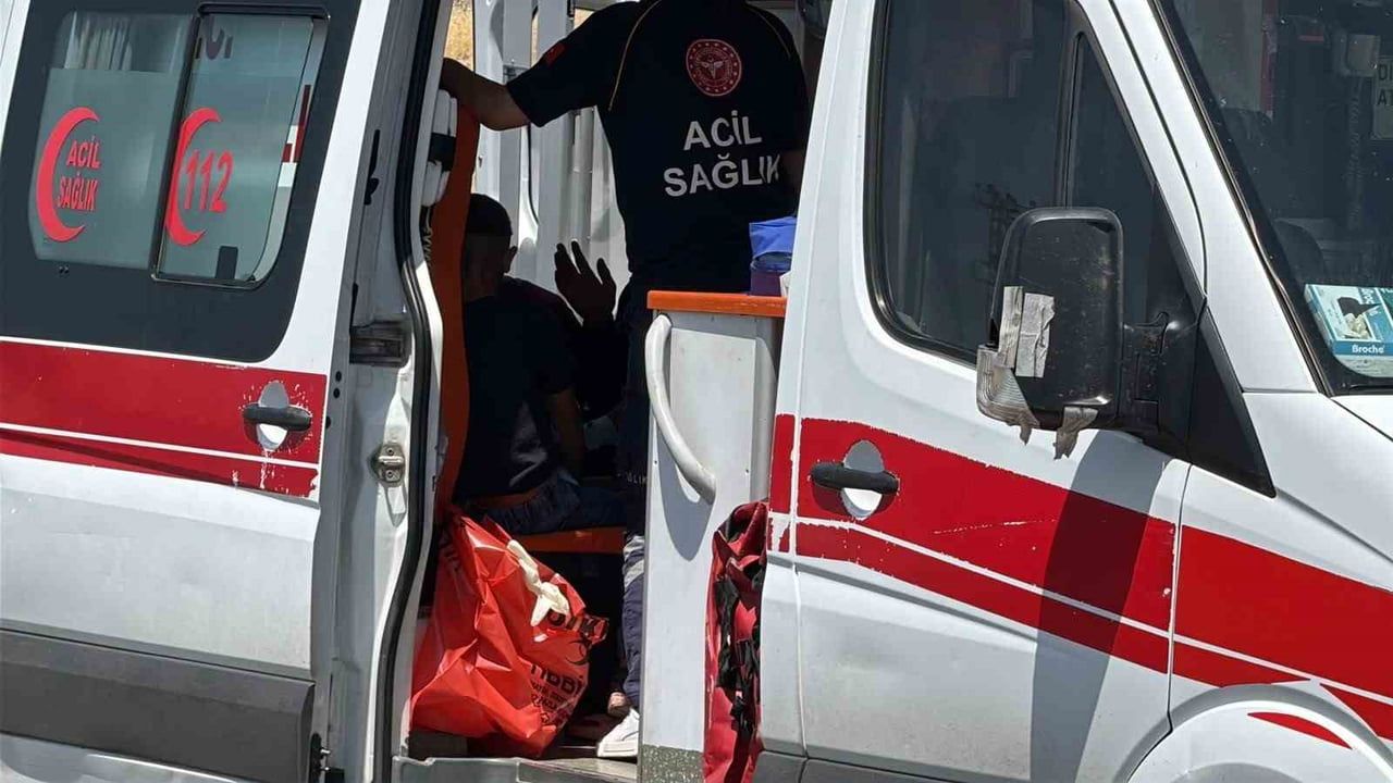 Diyarbakır’da engellileri taşıyan minibüs kaza yaptı: 19 yaralı