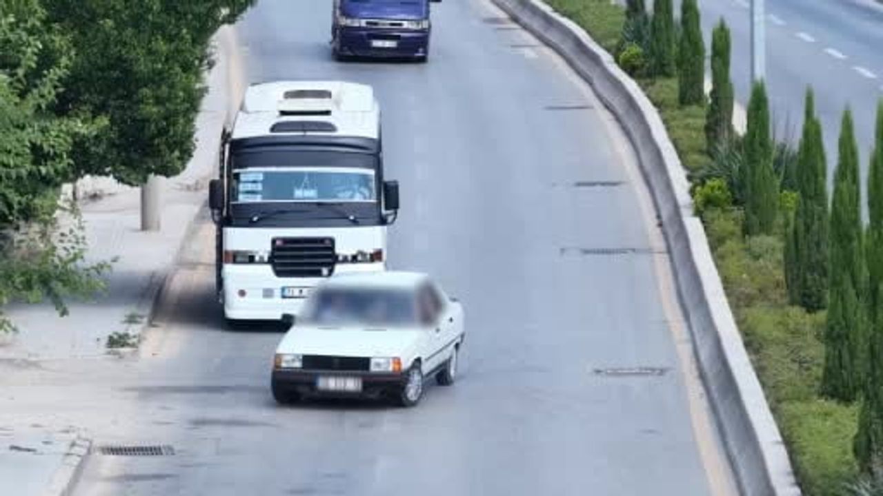 Dron destekli uygulamada ehliyetsiz sürücünün kaçışı engellendi; araç sahibine de ceza