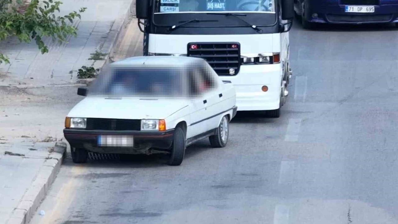 Dron destekli uygulamada kaçış planı suya düştü: Kırıkkale'de ehliyetsiz sürücü ve araç sahibine 80 bin lira ceza