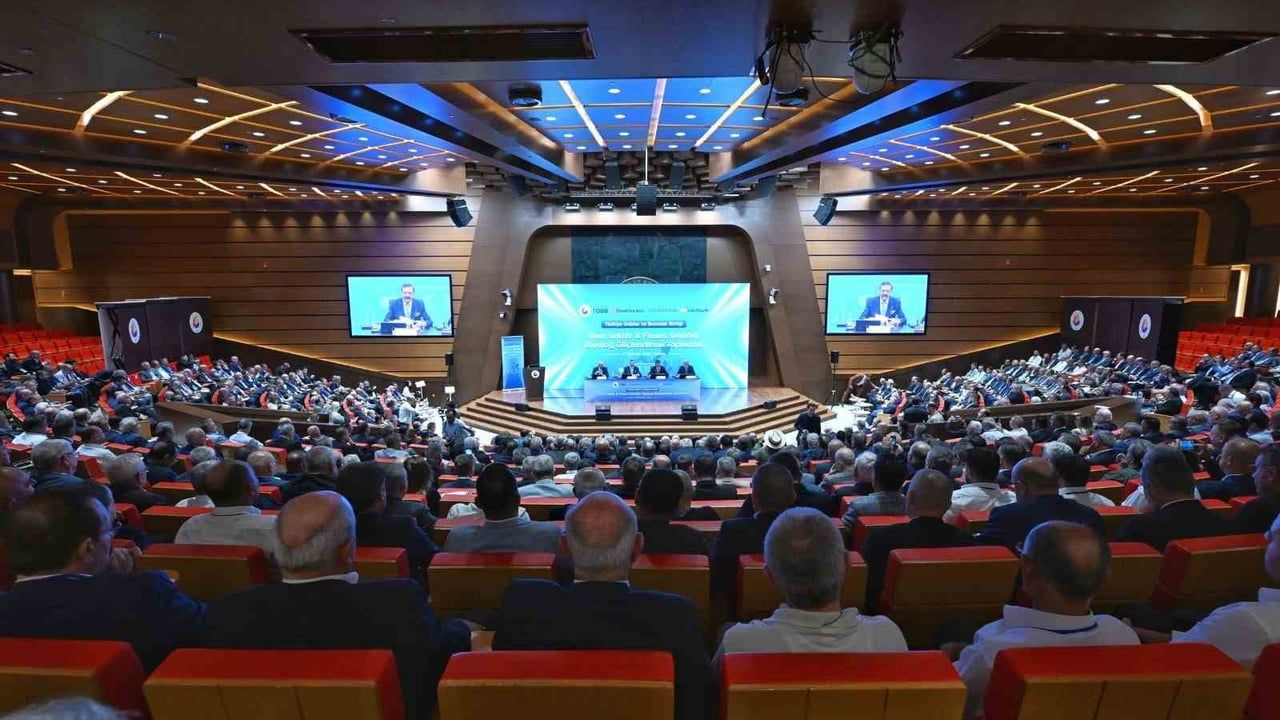 DSO Başkanı Kasapoğlu: tekstili negatif ayrıştırmak sorunu eksik okumaktır