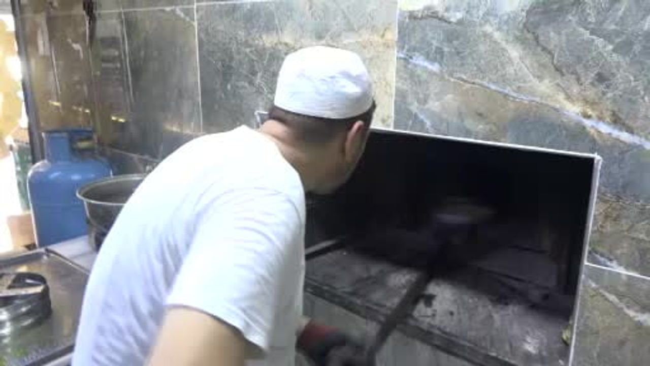 Düğün sezonu açıldı, baklava talebi arttı