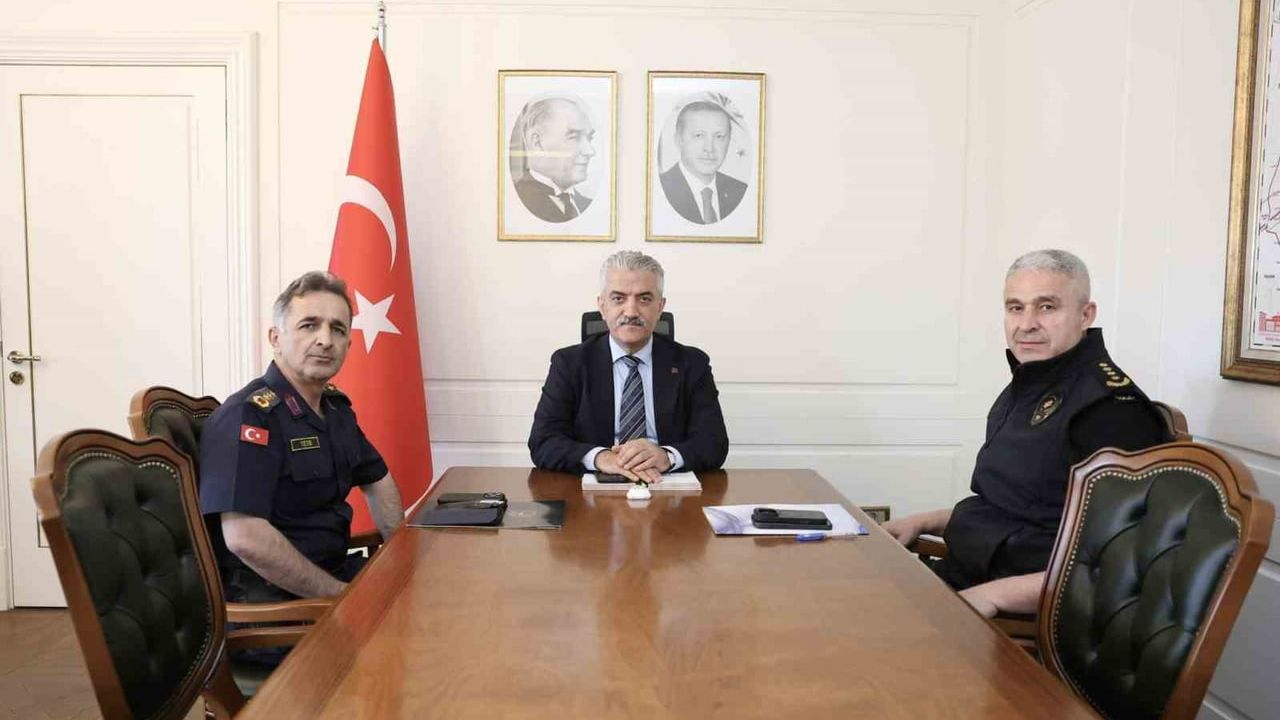 Düzce'de güvenlik ve asayiş tedbirleri değerlendirildi