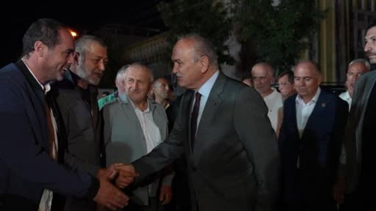 Düzce'de mahalle sohbetleriyle 100 projenin yüzde 40'ı tamamlandı