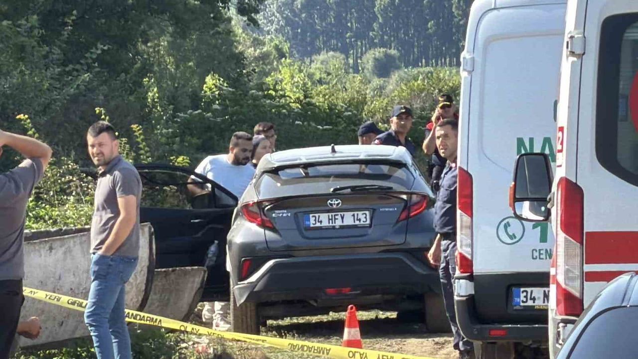 Düzce'de park halindeki araçta 29 yaşındaki genç yaşamını yitirdi
