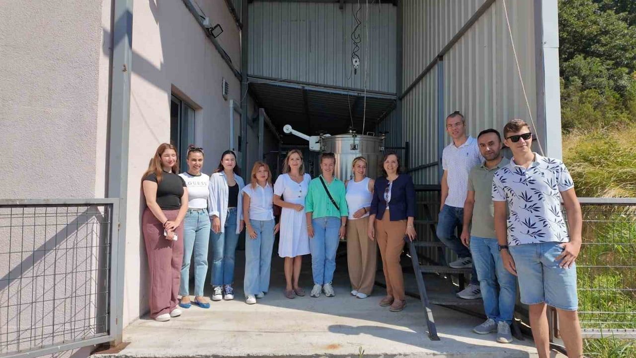 Düzce Üniversitesi yerel üreticilere lavanta distilasyonu desteği