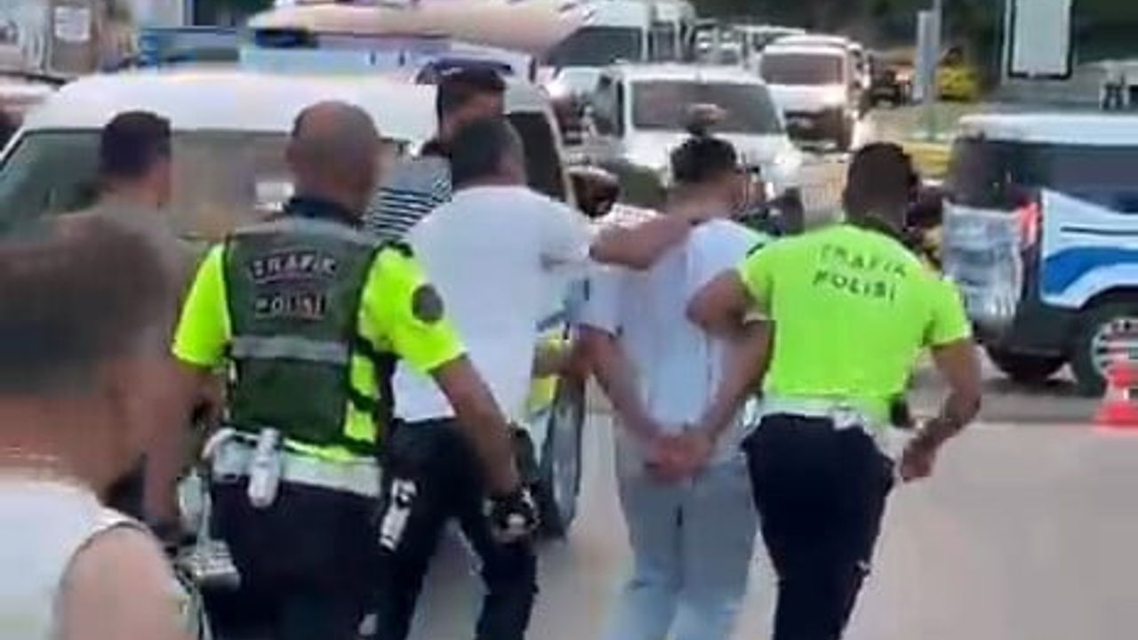 Edirne'de iki aile arasındaki kavga polis müdahalesiyle sonlandırıldı