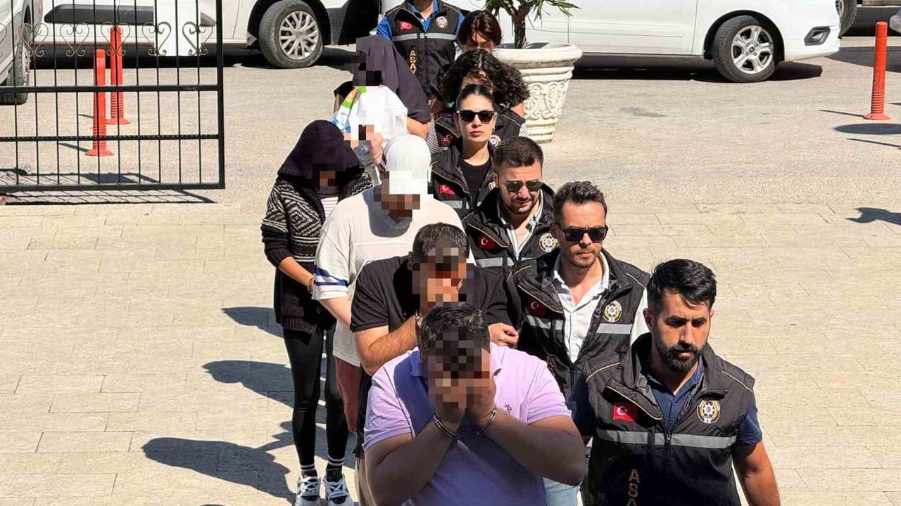 Edirne merkezli eş zamanlı fuhuş operasyonunda 'meyve' şifreleri çözüldü