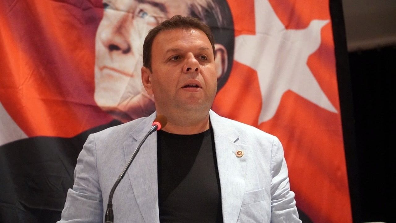 Edirne milletvekili Ediz Ün yeniden CHP'ye katılıyor