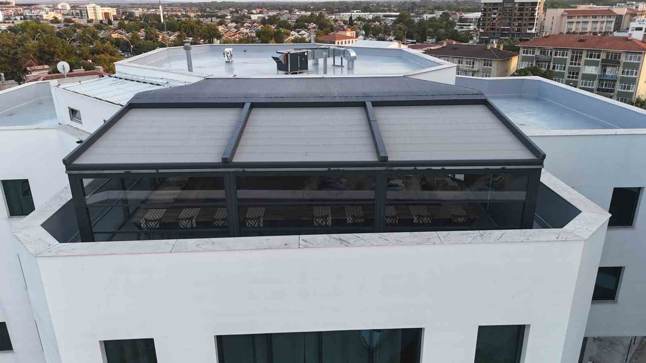 Edirne ticaret ve sanayi odası binasında kaçış koridorlarının kapatıldığı iddiası