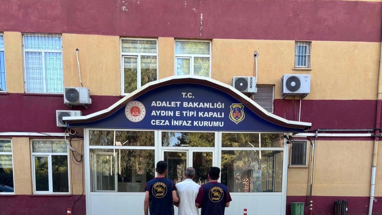 Efeler'de 6 yıl 7 ay cezası bulunan hükümlü teslim edildi
