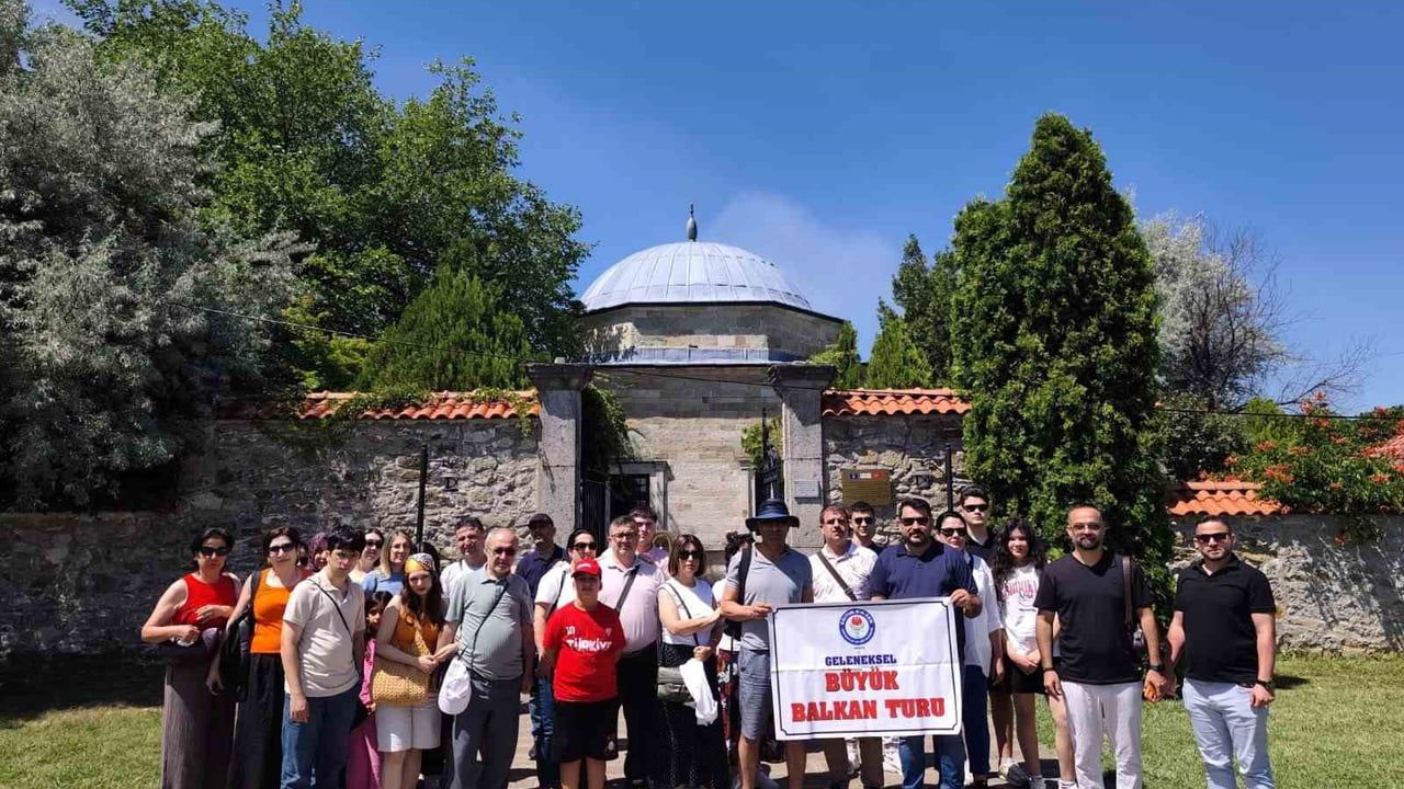 Eğitim-Bir-Sen Adana şubesi 2. büyük Balkan turunu tamamladı