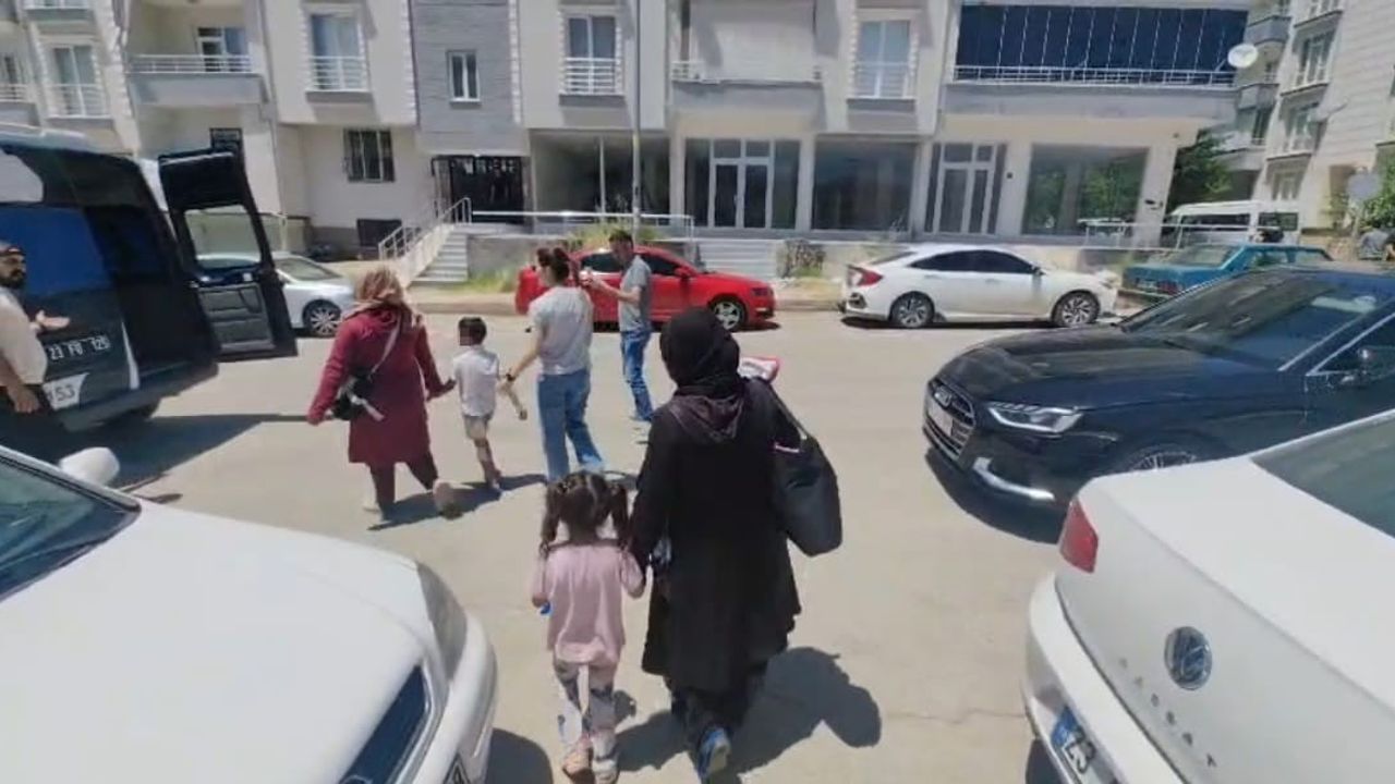 Elazığ'da aynı gün ikinci kez dilencilik yapan kadın yakalandı