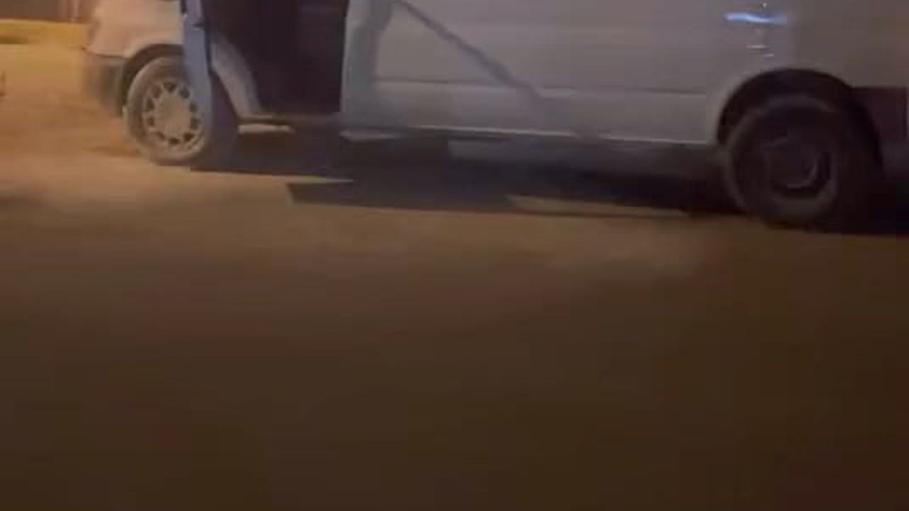 Elazığ’da seyir halindeki minibüste yangın
