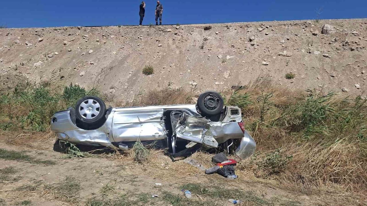 Emet-Hisarcık kara yolunda trafik kazası: 3 kişi yaralandı