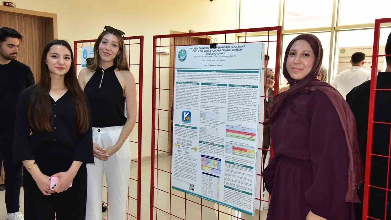 Endüstri mühendisliği öğrencileri projelerini Balıkesir Üniversitesi rektörüne sundu