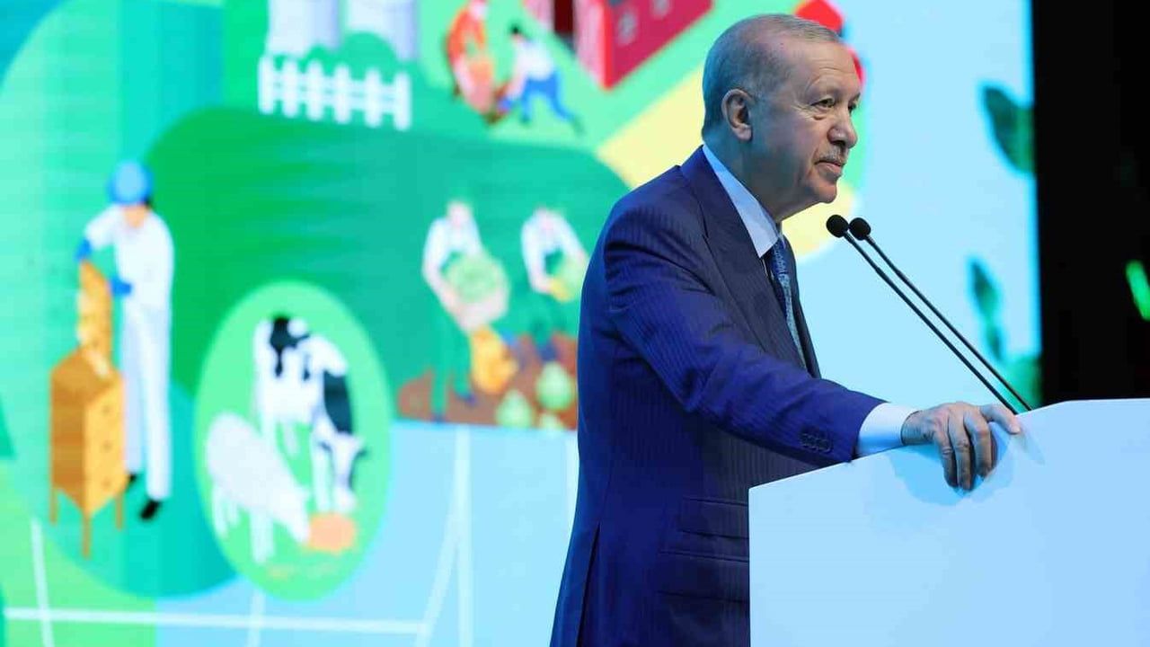 Erdoğan’dan muhalefete tepki: dünyada ve Türkiye’de tarımın geldiği seviyeden haberleri yok