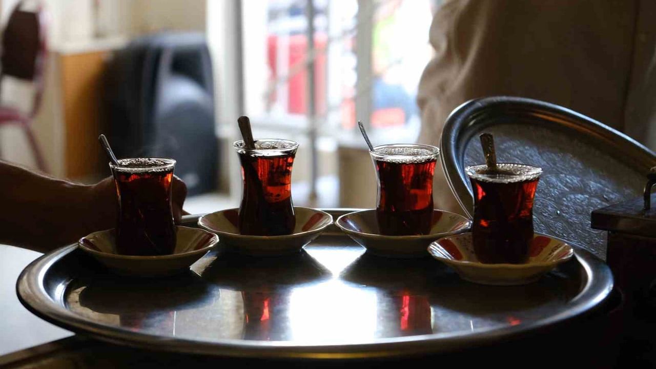 Erzincan’da kahvehane ve çay ocaklarına yeni içecek tarifesi getirildi