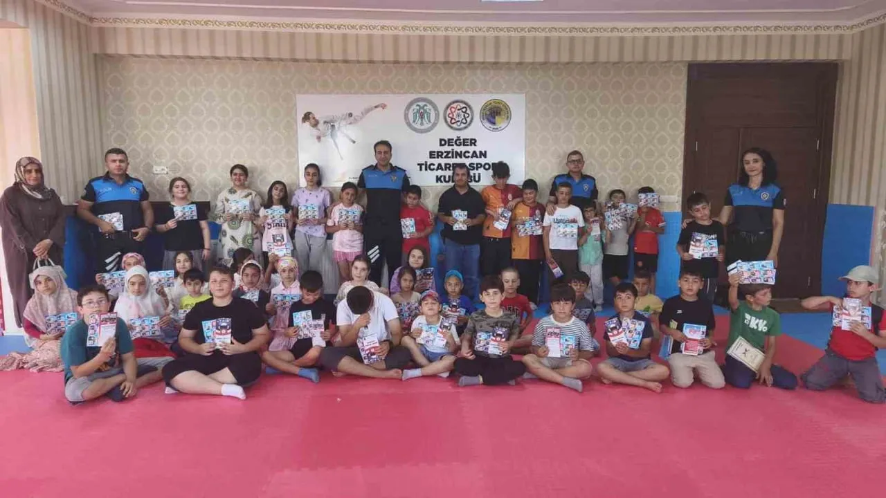 Erzincan'da öğrencilere güvenlik eğitimi verildi