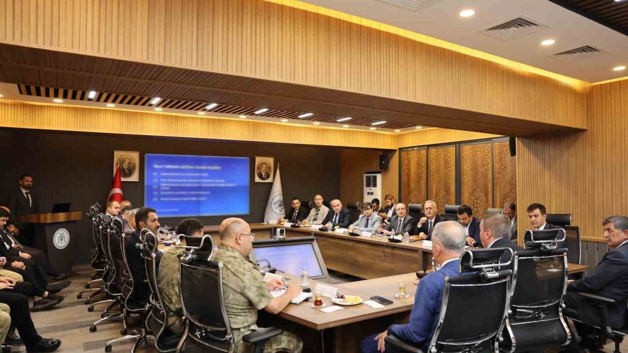 Erzincan’da yatırım rüzgârı: projeler ve istihdam gündemde