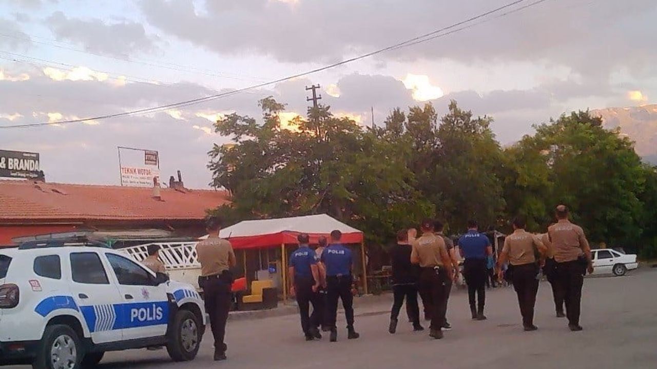 Erzincan emniyetinden Buğday Meydanı'ndaki denetim olayına ilişkin açıklama