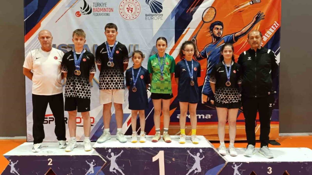 Erzincanlı sporculardan İstanbul Youth Open'da 9 madalya