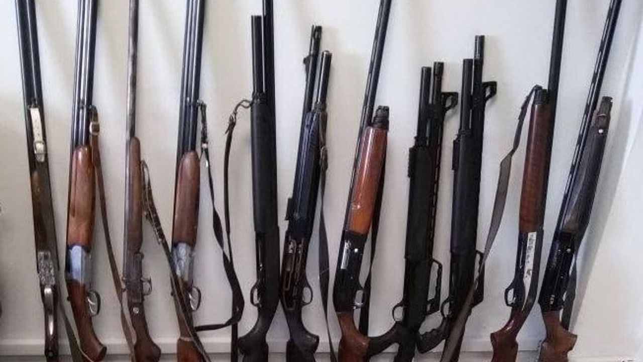 Erzurum'da el konulan 30 yivsiz av tüfeği pazarlık usulüyle satışa çıkarılıyor