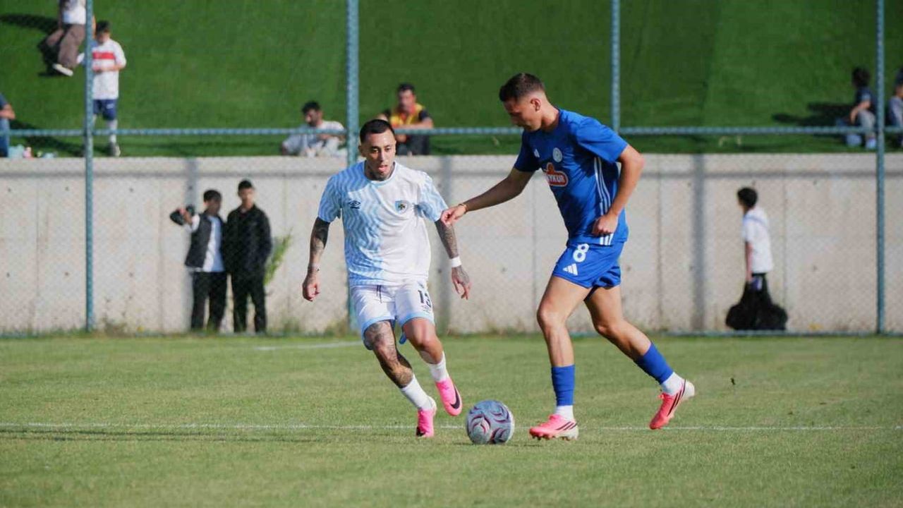 Erzurumspor FK ile Çaykur Rizespor hazırlık maçı golsüz eşitlikle sonuçlandı