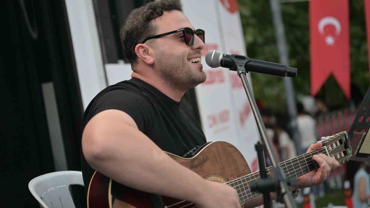 Esenyurt'ta açık hava yaz etkinliklerine yoğun ilgi