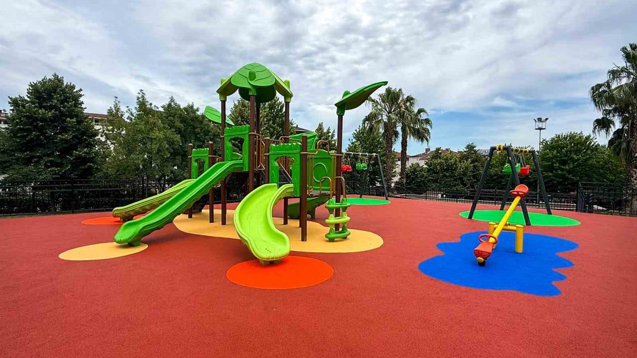 Esenyurt’ta işgal altındaki alan İSKİ Parkı'nda çocuk parkına dönüştürüldü