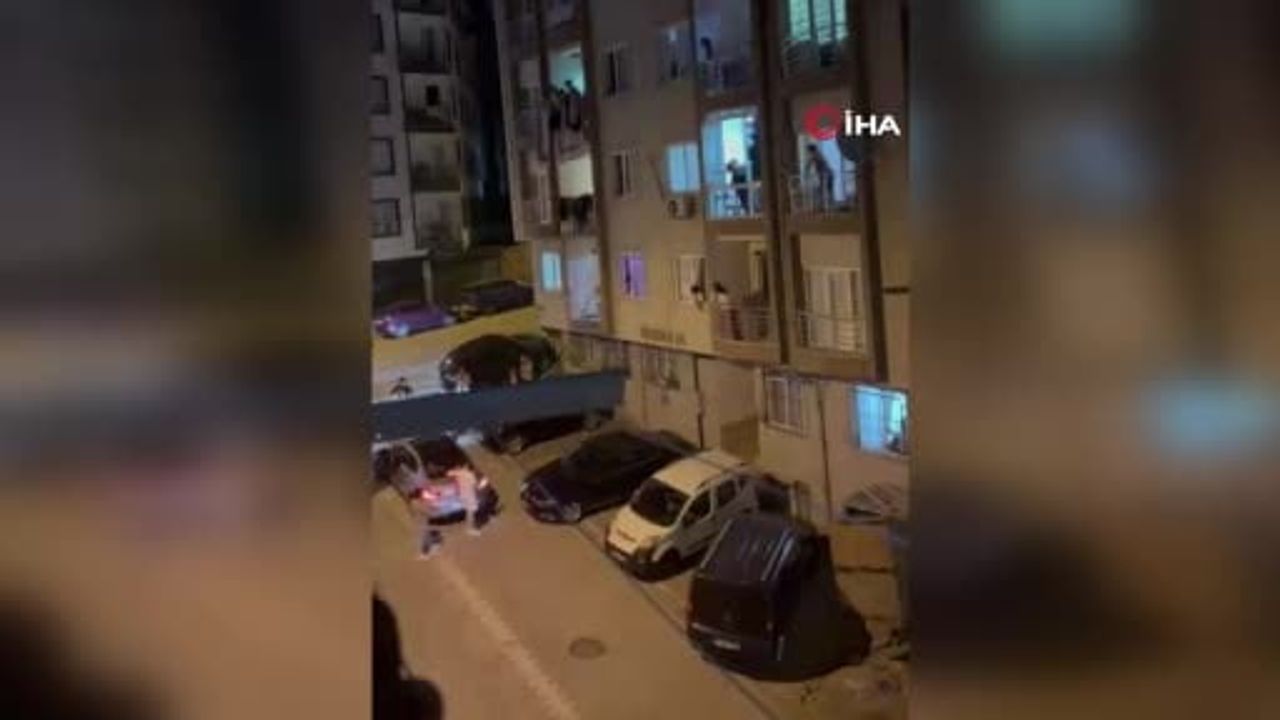 Esenyurt'ta park yeri kavgasında 3 kişi bıçaklandı