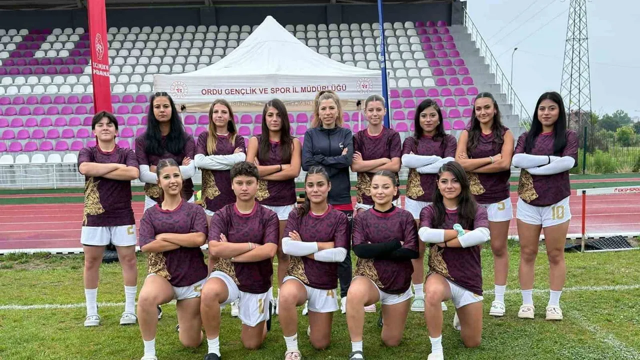 Eskişehir ANALİG ragbi takımı namağlup Türkiye şampiyonu oldu