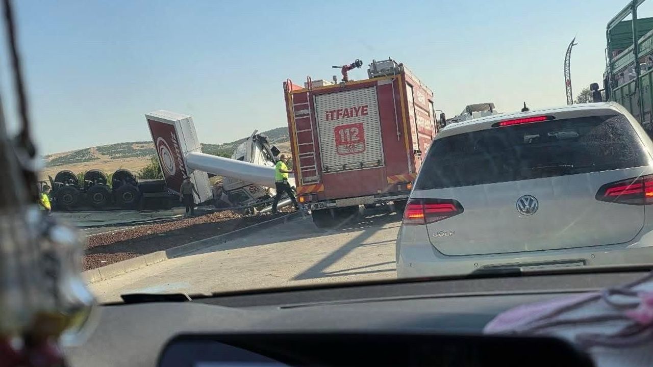 Eskişehir-Ankara yolu trafiğe açıldı