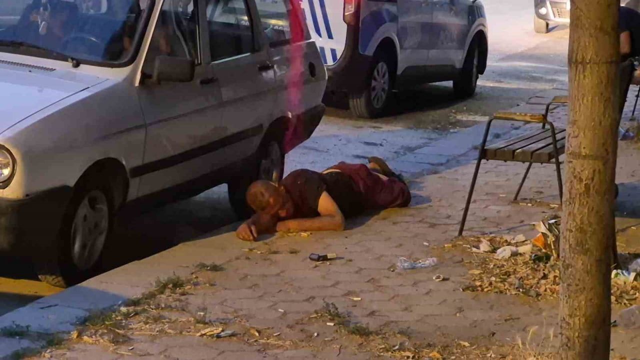 Eskişehir'de alkol nedeniyle bayılan kişi yardım eden ekiplere tepki gösterdi