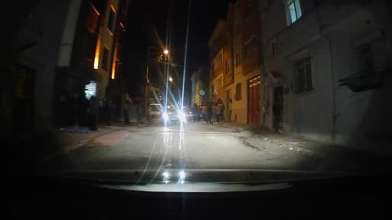 Eskişehir’de iki grup arasında taşlı ve sopalı kavga: 1’i polis olmak üzere 7 yaralı