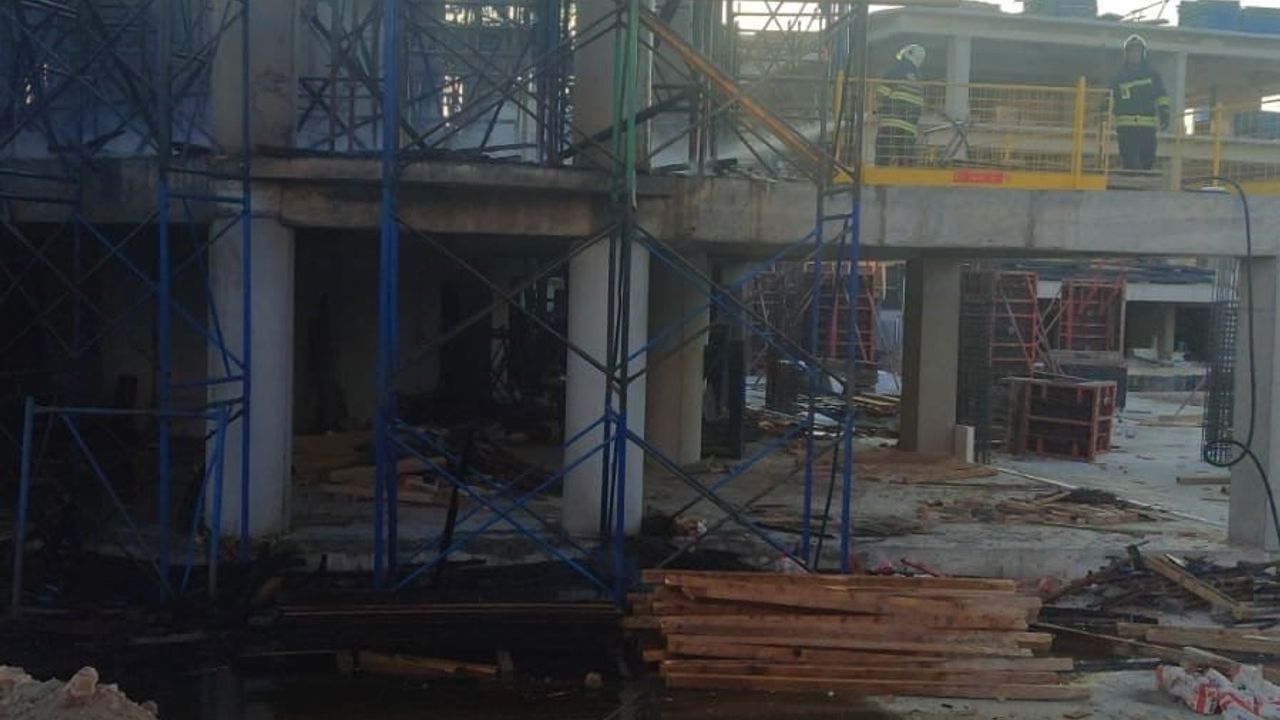 Eskişehir'de inşaat yangını kontrol altına alındı