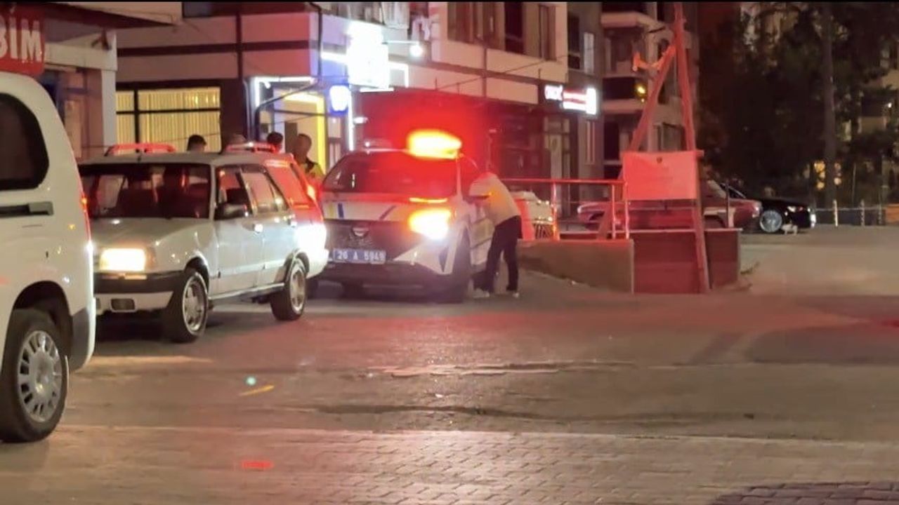 Eskişehir'de polisten kaçan 2.44 promil alkollü sürücünün ehliyetine el konuldu