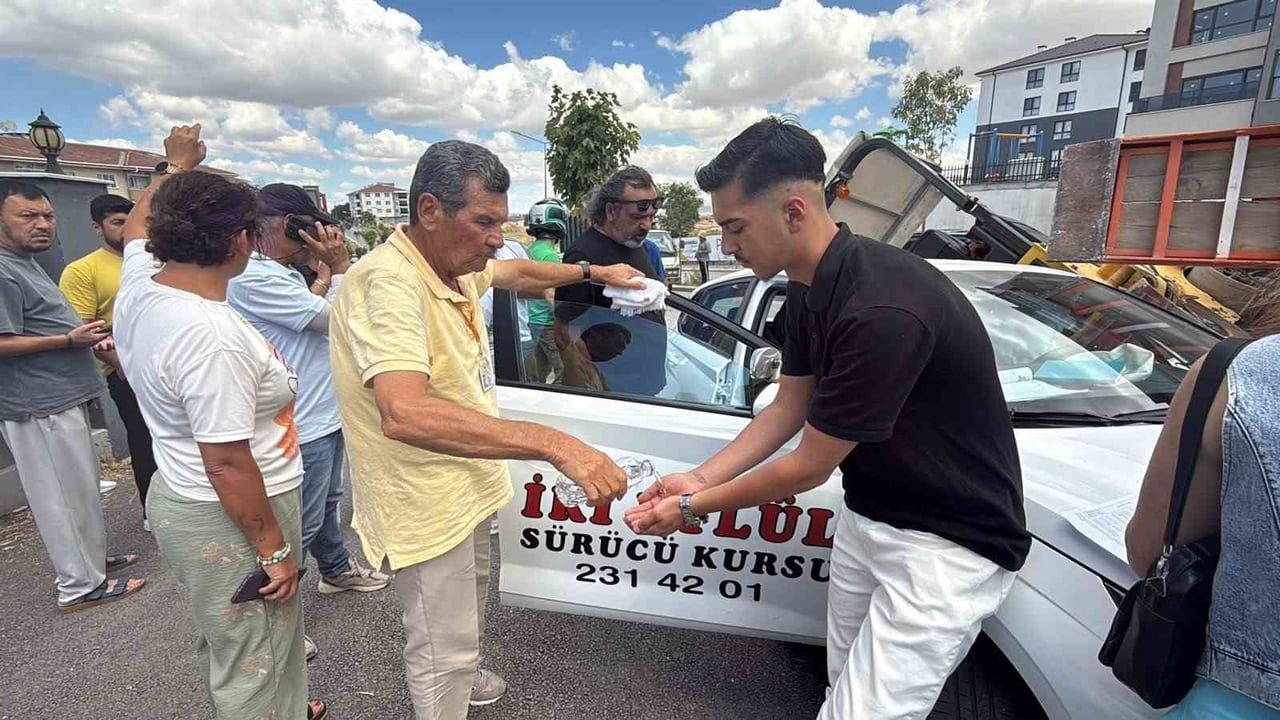 Eskişehir'de römork kopması sürücü adayı aracının ezilmesine yol açtı