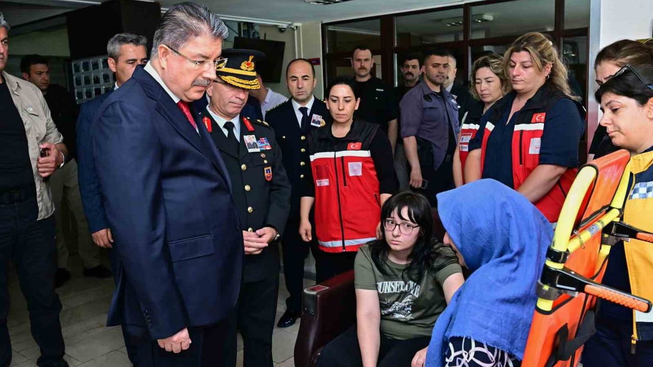 Eskişehir'de şehit uzman çavuş Mehmet Demirbaş için tören düzenlendi