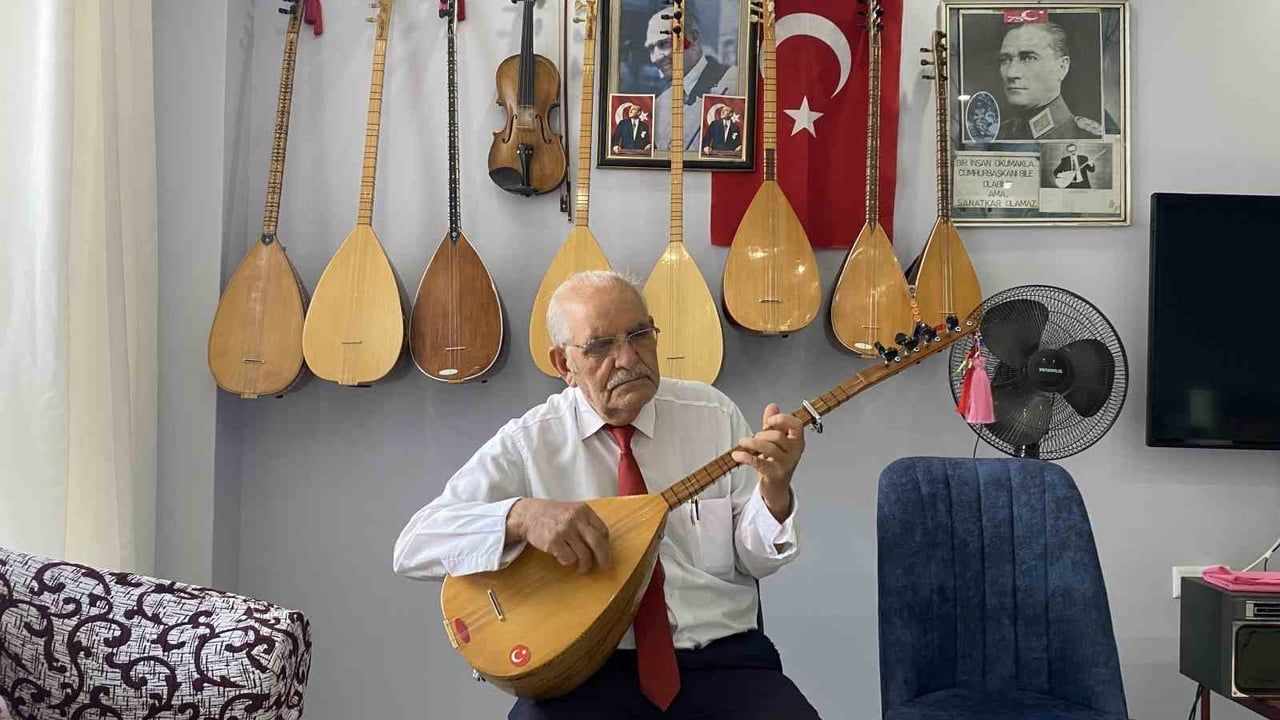 Eskişehir'in yaşayan kültür hazinesi: 78 yıldır notalara adanmış halk ozanı