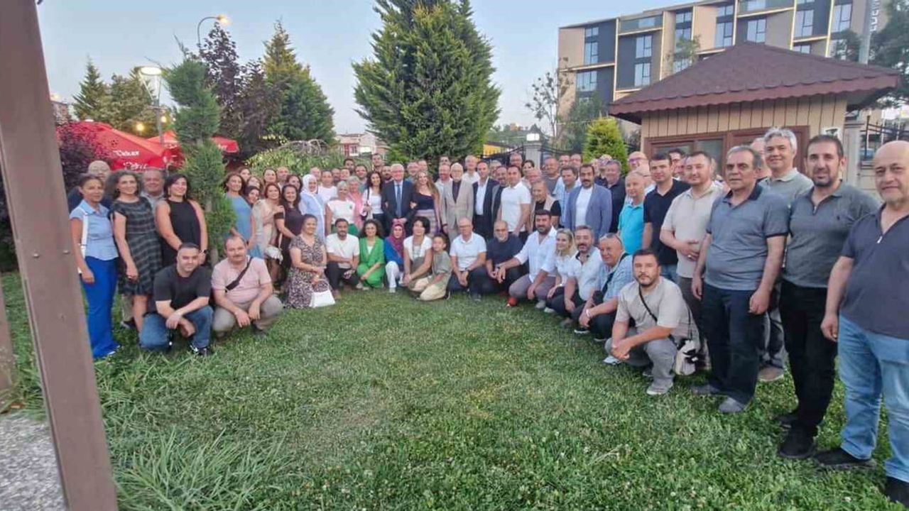 Eskişehir sağlık camiası Ömer Faruk Üresin'e vefa gösterdi