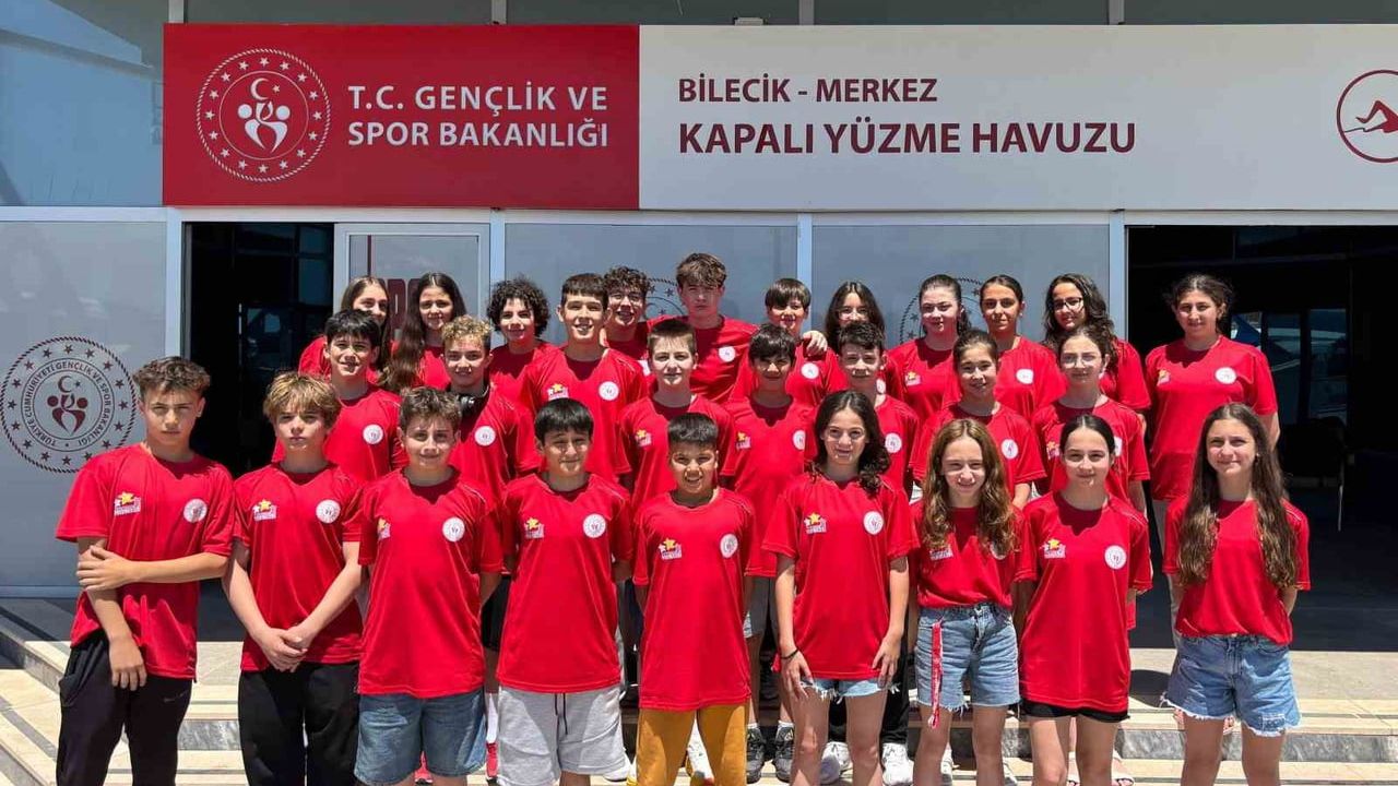 Eskişehirli sporculardan ANALİG yüzmede bölge dereceleri