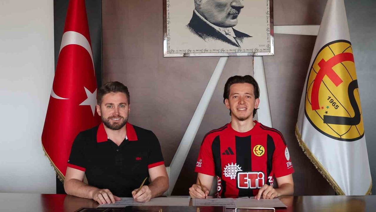 Eskişehirspor hücum hattına Kerem Baykuş transferini açıkladı