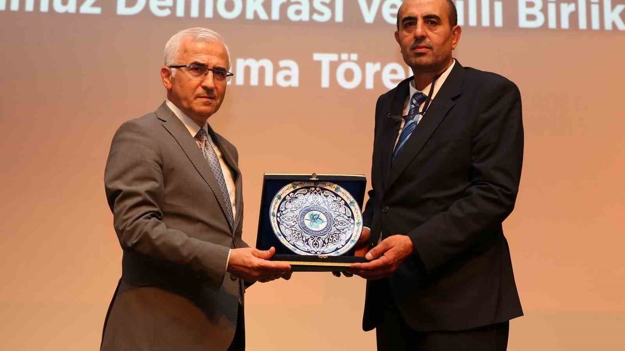 ESOGÜ'de 15 temmuz demokrasi ve milli birlik günü anma programı düzenlendi