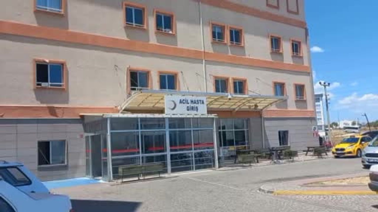 Ezine'de hastane tuvaletinde poşet içinde bebek cesedi bulundu